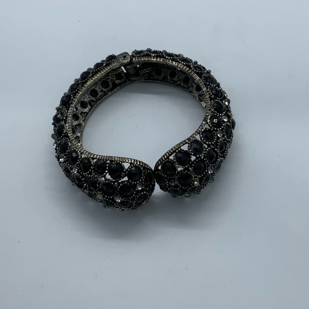 (5) Different Bracelets - image 7